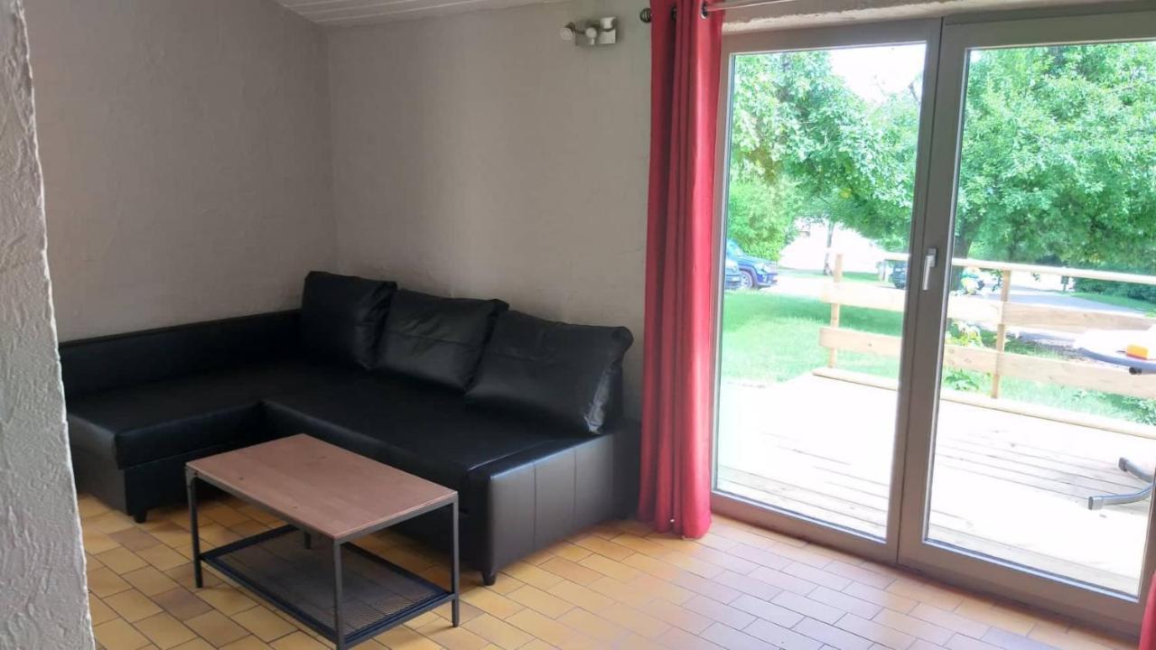 Bungalows Du Lac De Rabais 비르통 외부 사진