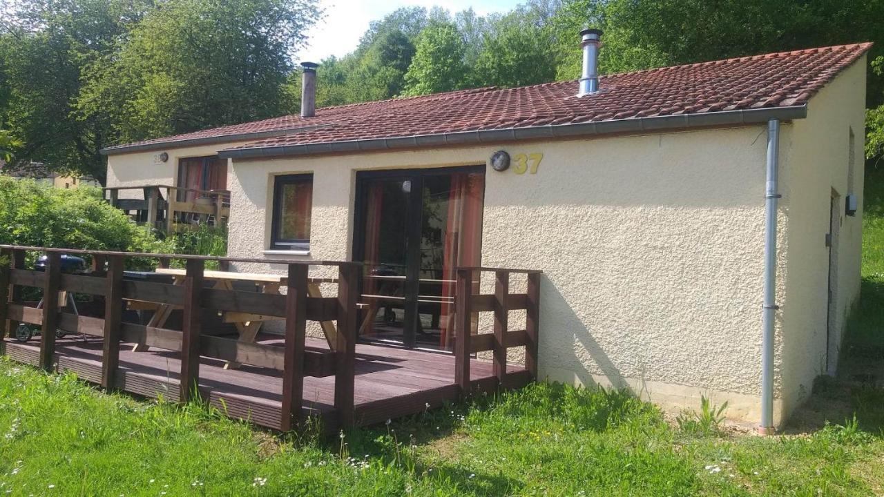 Bungalows Du Lac De Rabais 비르통 외부 사진