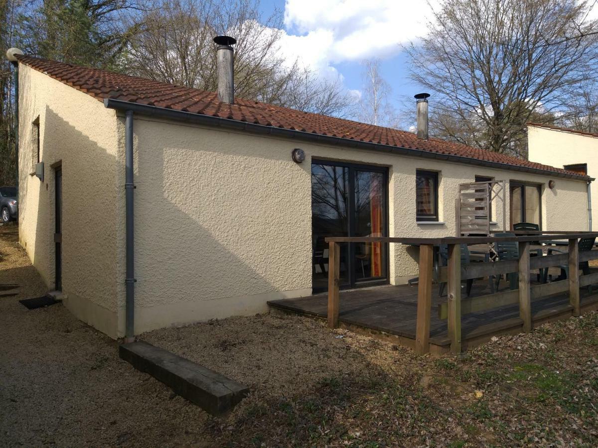 Bungalows Du Lac De Rabais 비르통 외부 사진