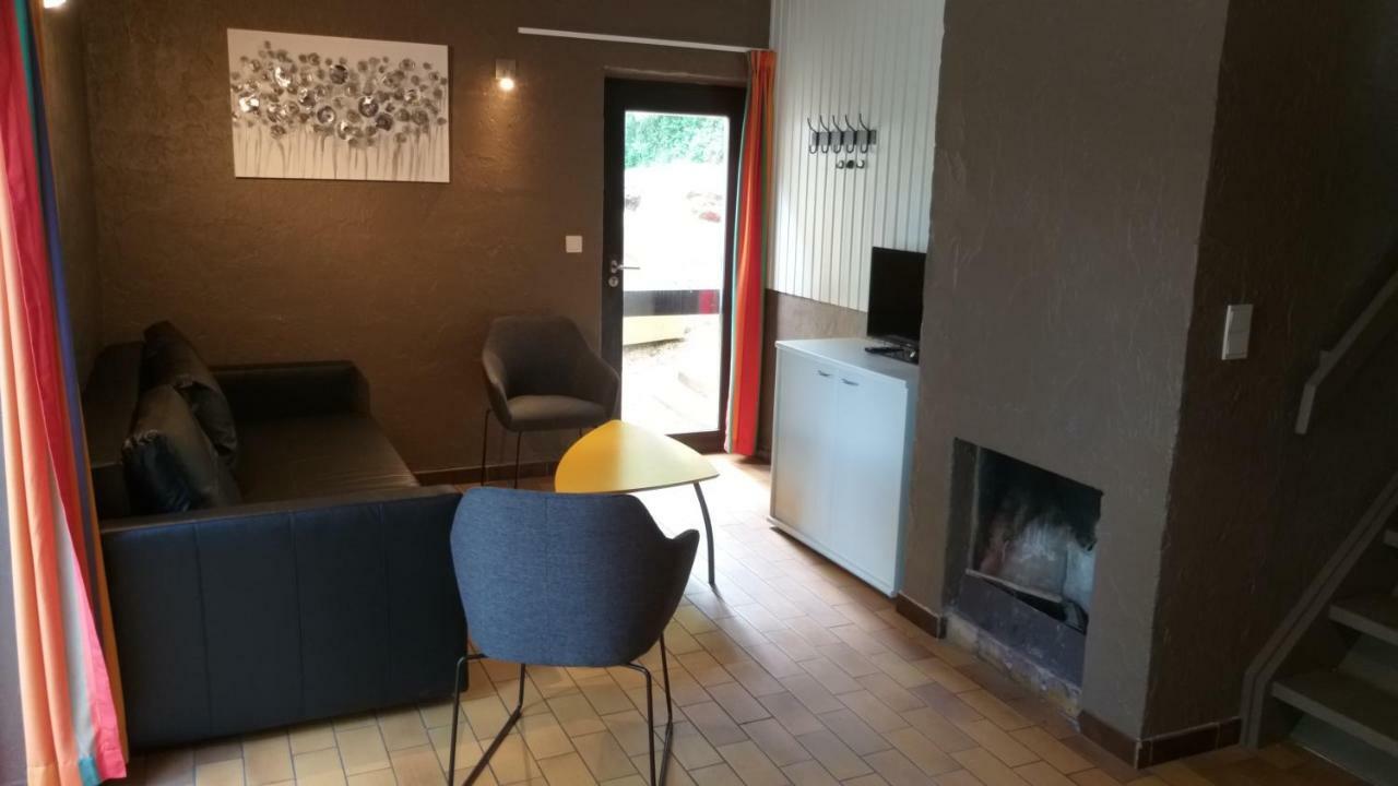 Bungalows Du Lac De Rabais 비르통 외부 사진